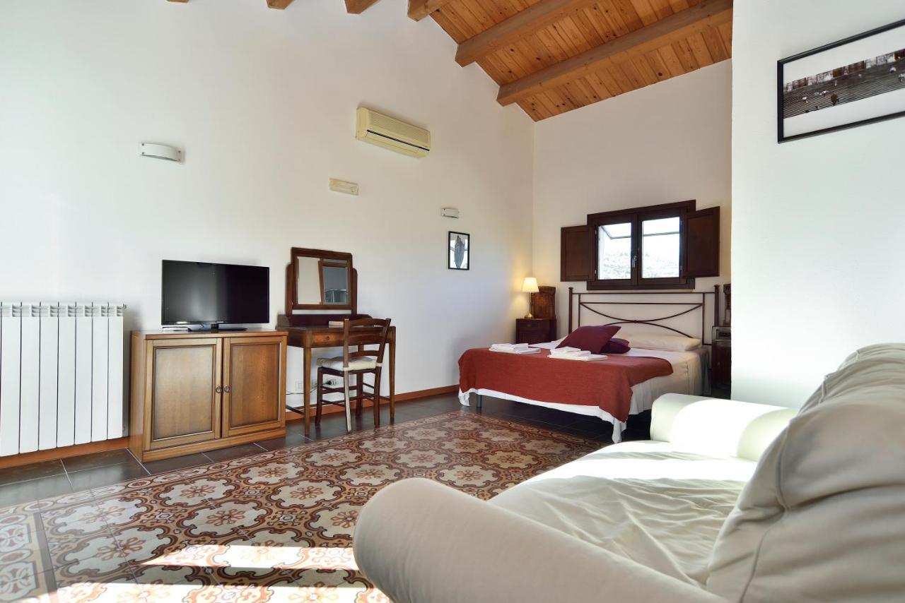 Le Luci Su Ibla - Ospitalita Con Vista Bed & Breakfast รากูซา ภายนอก รูปภาพ