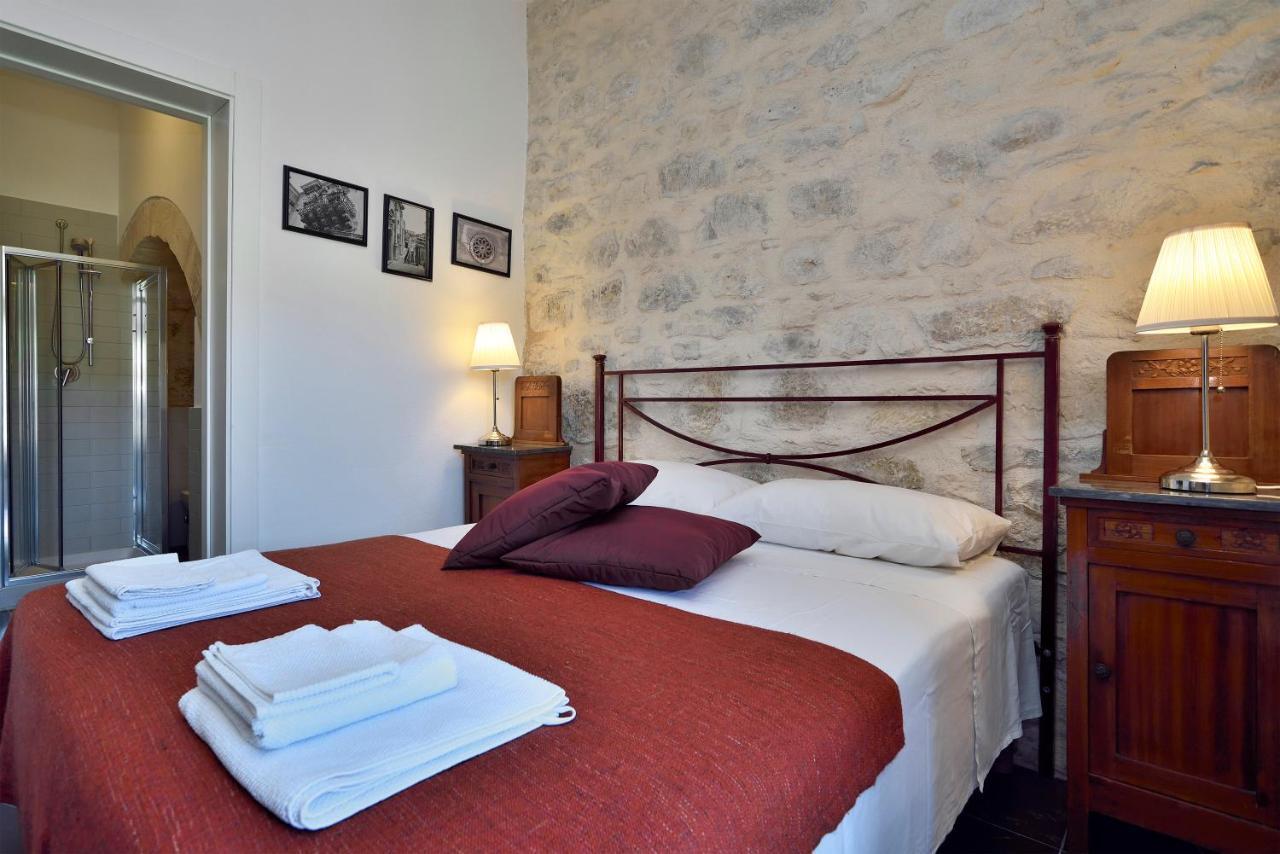 Le Luci Su Ibla - Ospitalita Con Vista Bed & Breakfast รากูซา ภายนอก รูปภาพ