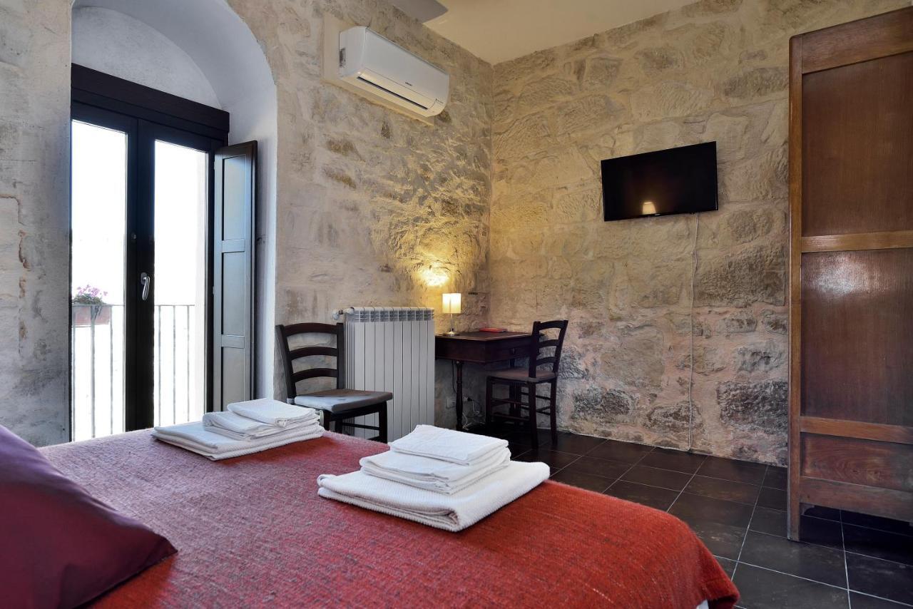 Le Luci Su Ibla - Ospitalita Con Vista Bed & Breakfast รากูซา ภายนอก รูปภาพ